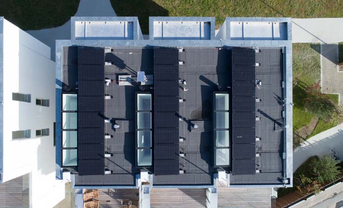 Modular Rooflight with opening vent