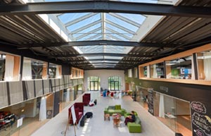 Tageslicht-Lösung mit VELUX Modular Skylights, Isartal-Bahnhof