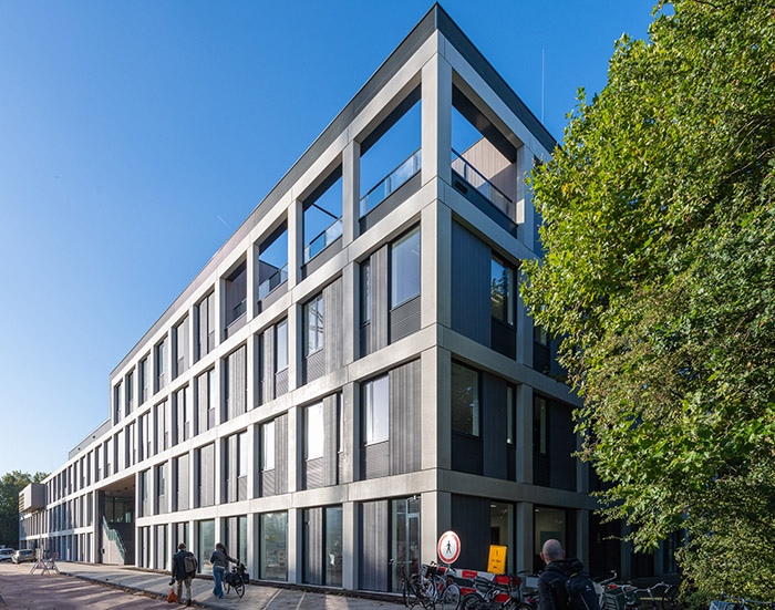 Buitenaanzicht Spinoza20First