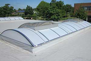 Insektenschutz für Lüftungsklappen in VARIO Lichtbändern