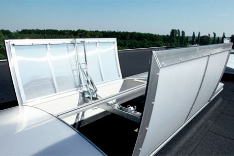 Välvda PC-takfönster med dubbelklaff och SA Power Double