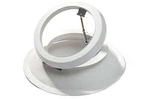 Ronde opstand met ventilatieraam en spindel