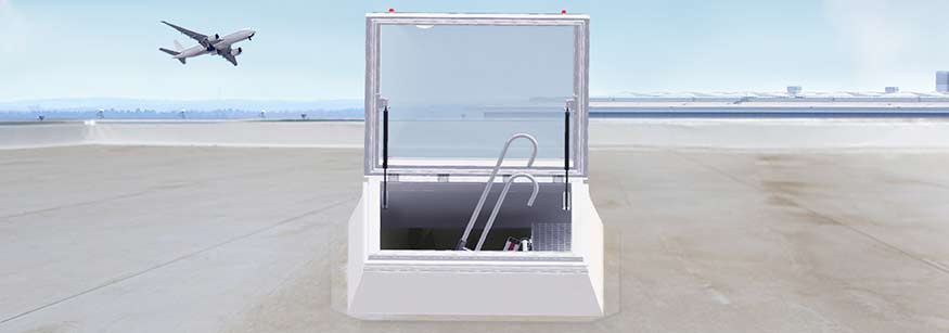 Hybrydowe świetliki kopułkowe z ręcznym wyłazem dachowym umożliwiającym dostęp do dachu