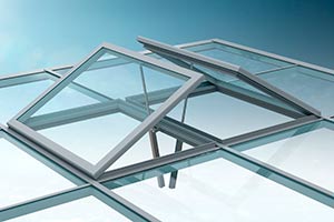 Vue d’un ouvrant de ventilation VENTRIA 3 pour verrière