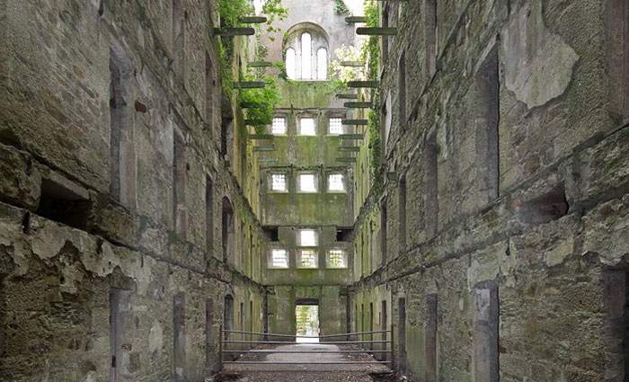 Bodmin Jail Hotel i Cornwall, Storbritannien, före renovering