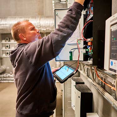 VELUX Commercial technician